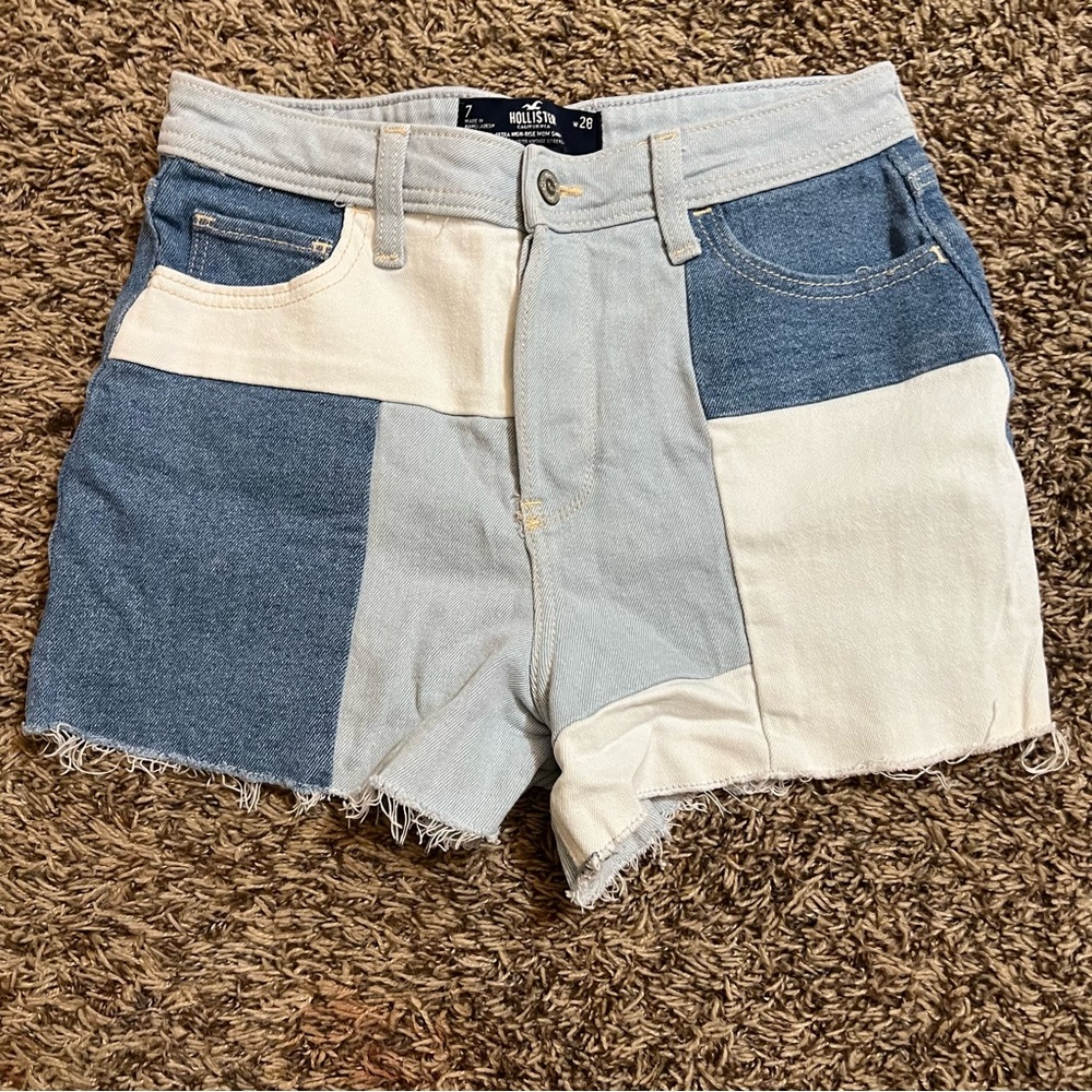 Hollister High-rise Mom Shorts!
